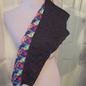 Lularoe Jade Athletic Capris size small